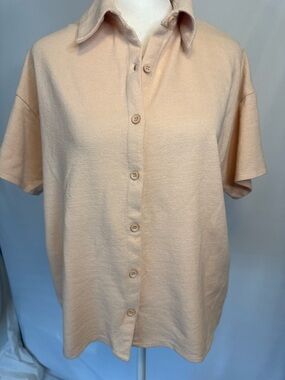 Forever 21 – NWT size a small, taupe, button up collared sweater, short sleeves